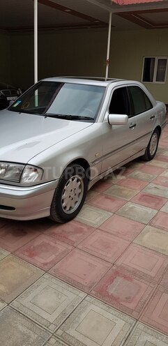 Mercedes C 220 1999, 405,000 km - 2.2 l - Tovuz