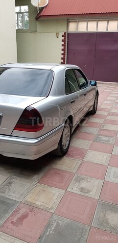 Mercedes C 220 1999, 405,000 km - 2.2 l - Tovuz