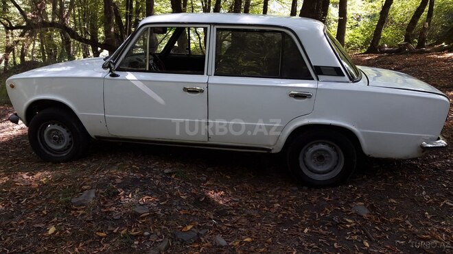 LADA (VAZ) 21011 1977, 180,000 km - 1.3 л - Qəbələ