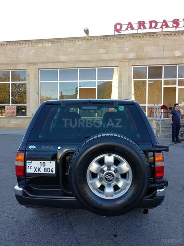 Nissan Terrano 1995, 384,684 km - 2.7 l - İsmayıllı