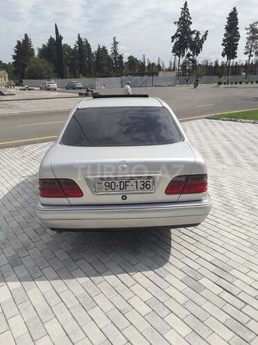 Mercedes E 220 1996, 507,000 km - 2.2 л - İmişli