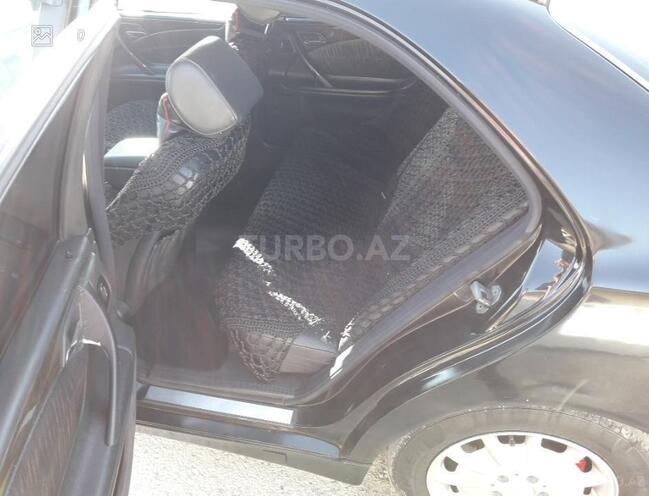 Mercedes E 320 1999, 270,000 km - 3.2 l - Xırdalan