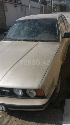 BMW 520 1989, 56,800 km - 2.0 l - Bakı