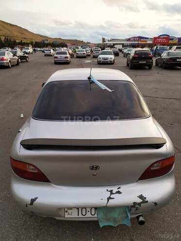 Hyundai Elantra 1995, 390,000 km - 2.0 l - Bakı