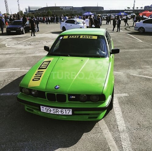 BMW 525 1994, 300,000 km - 2.5 l - Bakı