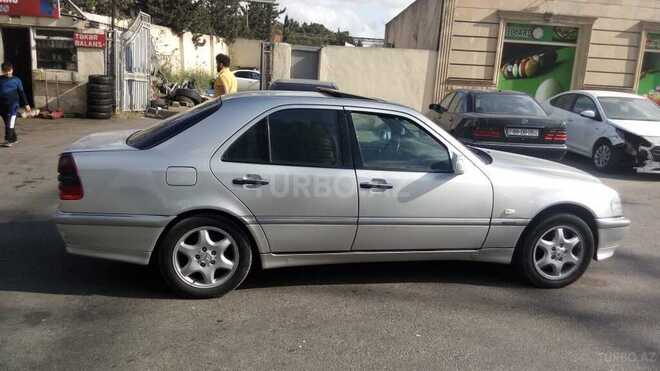 Mercedes C 240 1998, 245,667 km - 2.4 l - Bakı