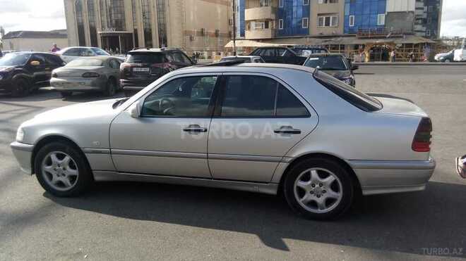 Mercedes C 240 1998, 245,667 km - 2.4 l - Bakı