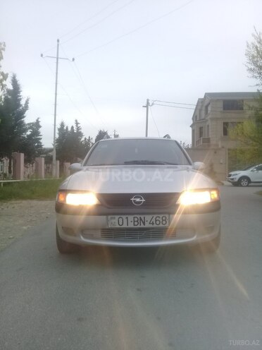 Opel Vectra 1998, 257,000 km - 1.8 l - Sumqayıt