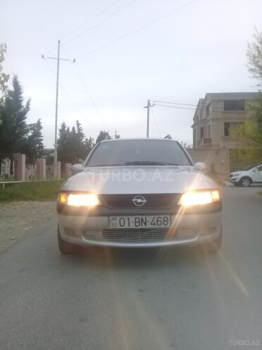 Opel Vectra 1998, 257,000 km - 1.8 l - Sumqayıt