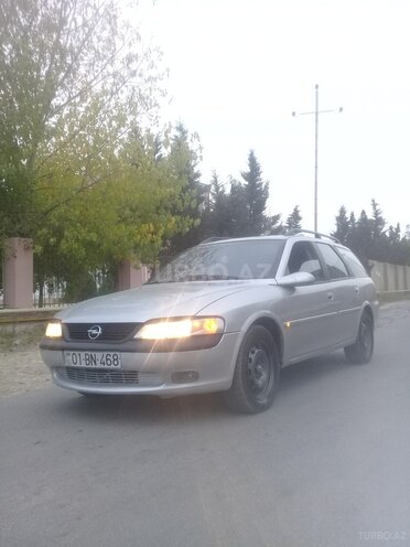 Opel Vectra 1998, 257,000 km - 1.8 l - Sumqayıt