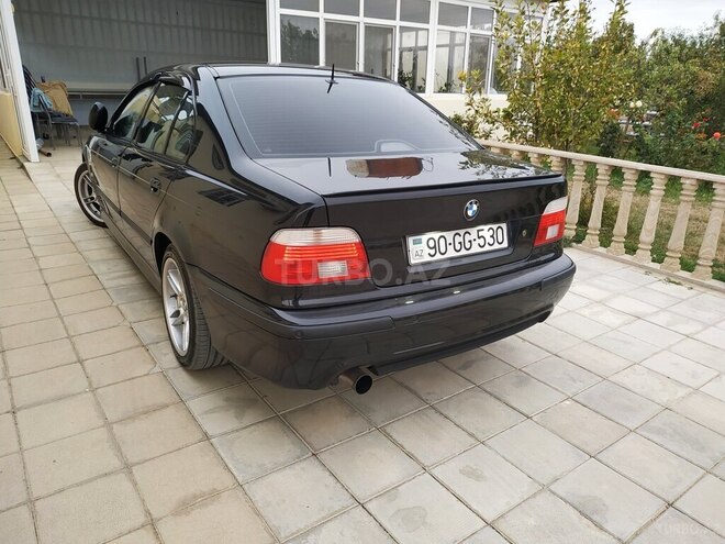 BMW 530 2000, 329,000 km - 3.0 л - Bakı