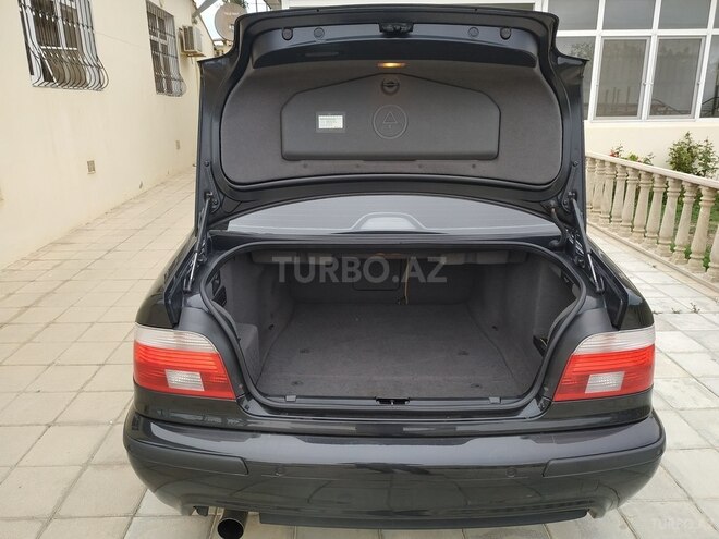 BMW 530 2000, 329,000 km - 3.0 л - Bakı