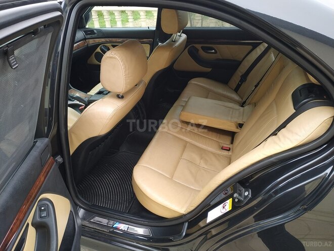 BMW 530 2000, 329,000 km - 3.0 л - Bakı