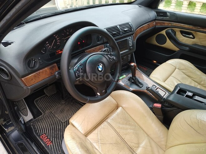 BMW 530 2000, 329,000 km - 3.0 л - Bakı
