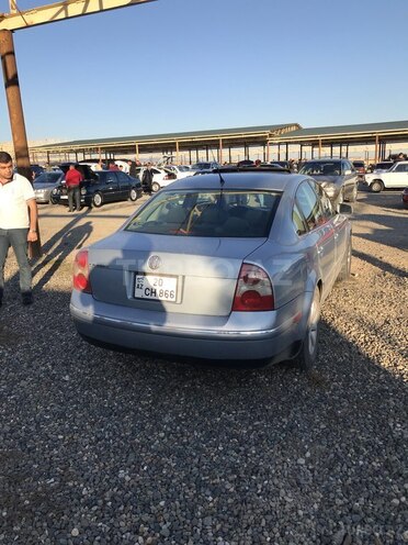 Volkswagen Passat 2003, 498,000 km - 1.8 l - Gəncə