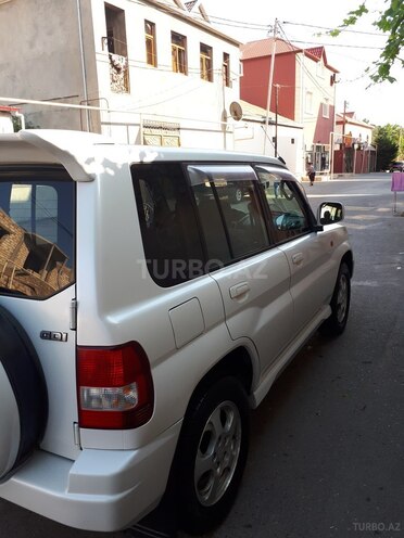 Mitsubishi Pajero io 2000, 239,000 km - 1.8 l - Bakı