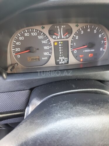 Mitsubishi Pajero io 2000, 239,000 km - 1.8 l - Bakı