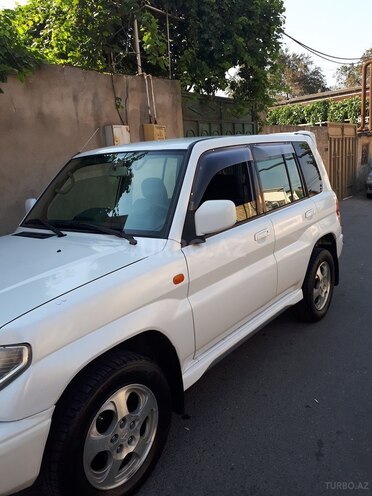 Mitsubishi Pajero io 2000, 239,000 km - 1.8 l - Bakı