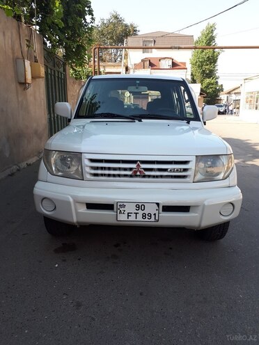 Mitsubishi Pajero io 2000, 239,000 km - 1.8 l - Bakı