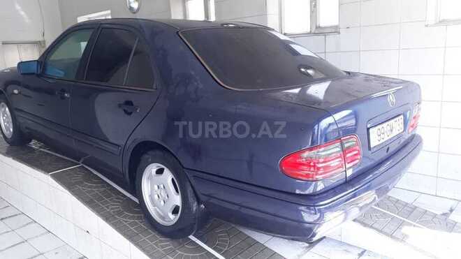 Mercedes E 200 1998, 284,000 km - 2.0 л - Göyçay