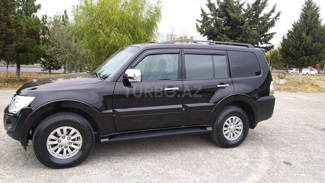 Mitsubishi Pajero 2012, 118,232 km - 3.0 l - Bakı