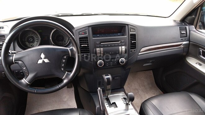 Mitsubishi Pajero 2012, 118,232 km - 3.0 l - Bakı