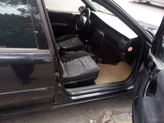 Opel Vectra 1998, 120,000 km - 1.8 l - Sumqayıt