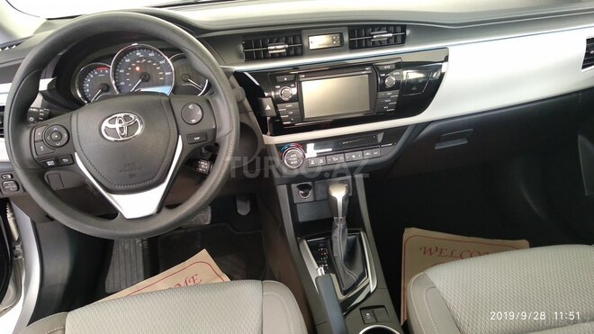 Toyota Corolla 2016, 32,000 km - 1.8 l - Sumqayıt