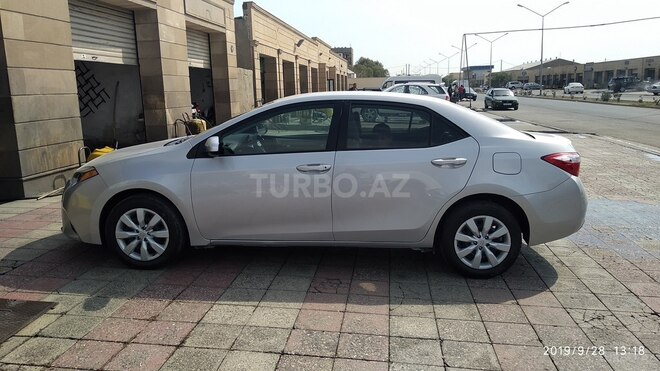 Toyota Corolla 2016, 32,000 km - 1.8 l - Sumqayıt