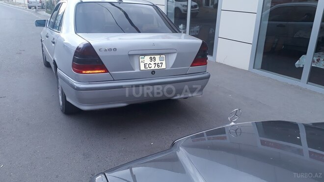 Mercedes C 200 1999, 265,000 km - 2.0 l - Bakı