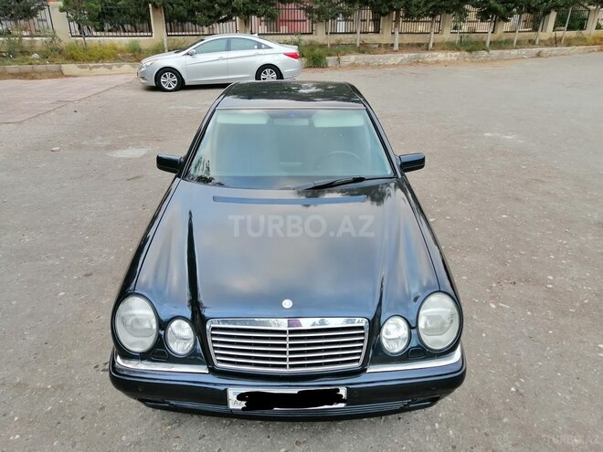 Mercedes E 240 1998, 318,000 km - 2.4 l - Bakı
