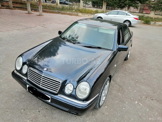 Mercedes E 240 1998, 318,000 km - 2.4 l - Bakı