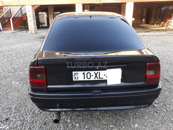Opel Vectra 1992, 241,250 km - 1.7 l - Mingəçevir