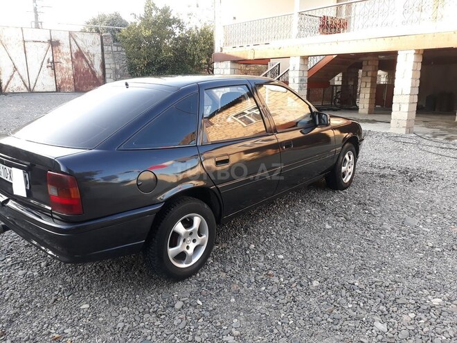 Opel Vectra 1992, 241,250 km - 1.7 l - Mingəçevir