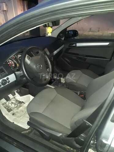 Opel Astra 2006, 238,000 km - 1.3 l - Bakı