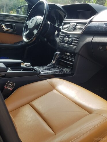 Mercedes E 250 2010, 171,000 km - 1.8 l - Bakı