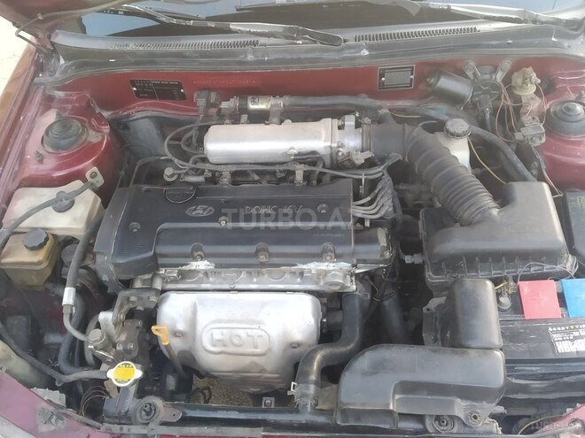Hyundai Elantra 1998, 258,056 km - 2.0 l - Tovuz