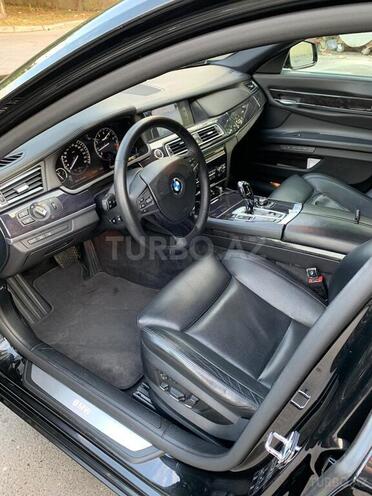 BMW 750 2010, 117,000 km - 4.4 л - Bakı