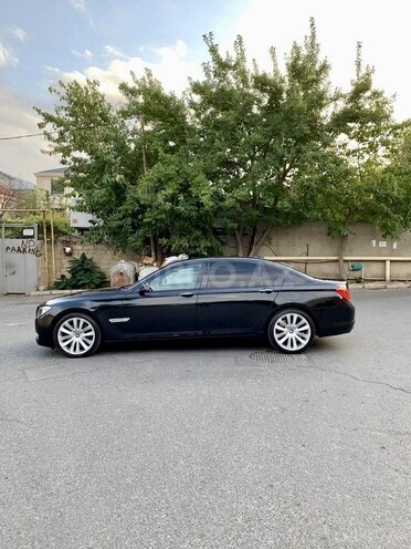 BMW 750 2010, 117,000 km - 4.4 л - Bakı