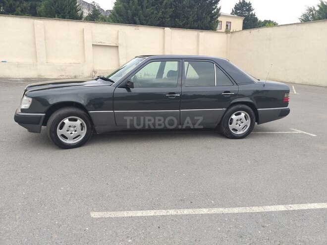Mercedes E 200 1990, 522,339 km - 2.0 l - Bakı