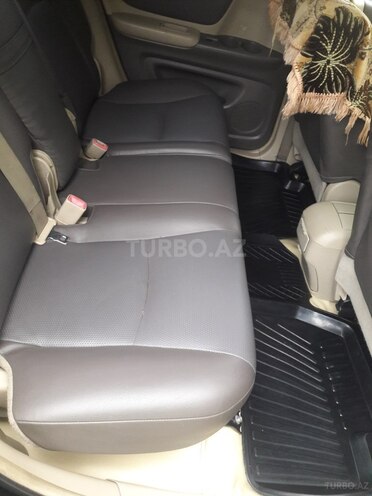 Toyota Highlander 2003, 211,000 km - 2.4 л - Xudat