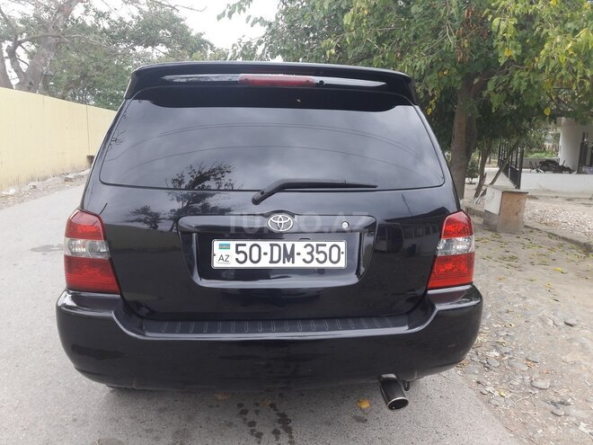 Toyota Highlander 2003, 211,000 km - 2.4 л - Xudat