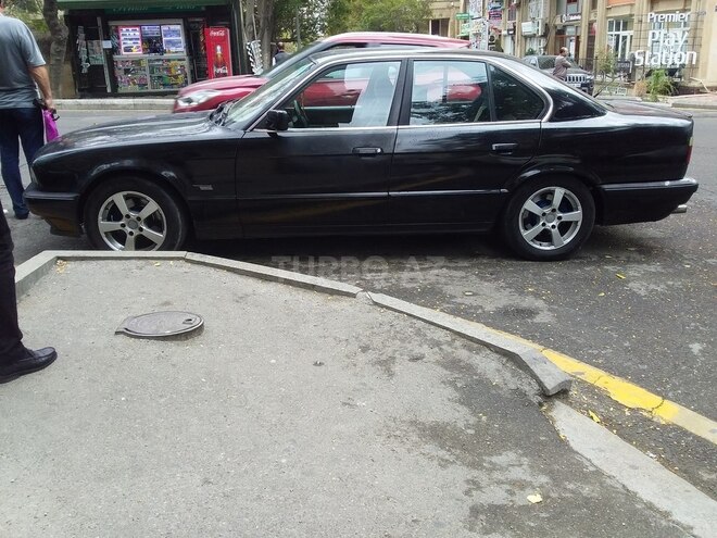 BMW 520 1989, 111,111 km - 2.0 л - Bakı