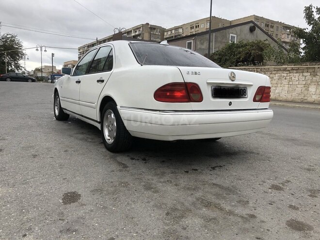 Mercedes E 230 1996, 230,323 km - 2.3 l - Bakı
