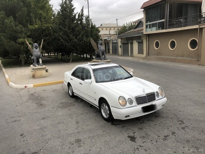 Mercedes E 230 1996, 230,323 km - 2.3 l - Bakı