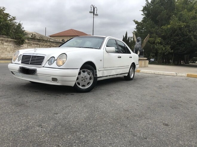 Mercedes E 230 1996, 230,323 km - 2.3 l - Bakı