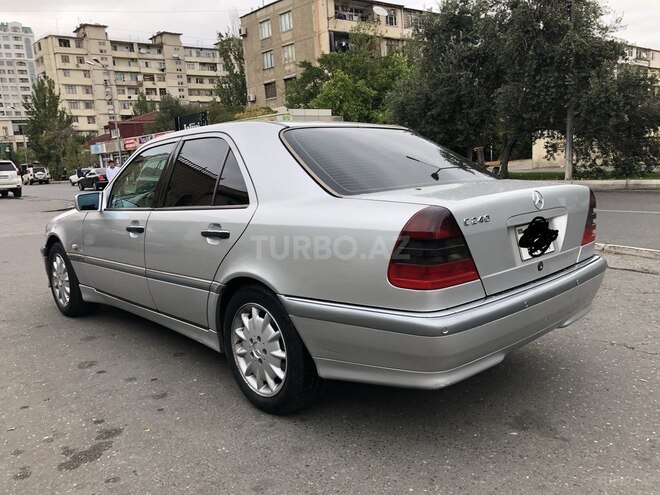Mercedes C 240 1998, 220,000 km - 2.4 l - Bakı