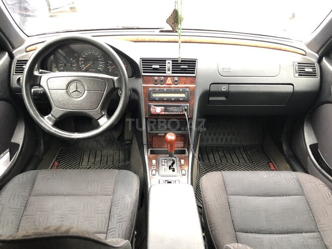 Mercedes C 240 1998, 220,000 km - 2.4 l - Bakı