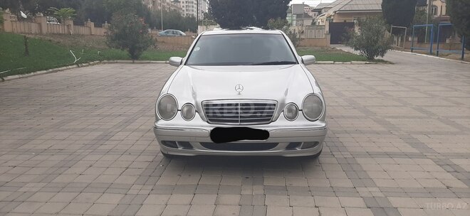 Mercedes E 220 2000, 409,000 km - 2.2 l - Xırdalan