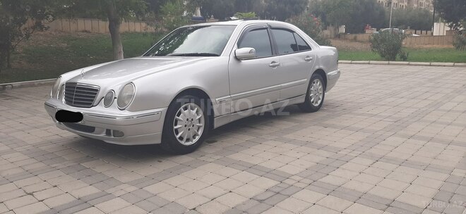 Mercedes E 220 2000, 409,000 km - 2.2 l - Xırdalan